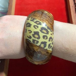 Leopard print bracelet